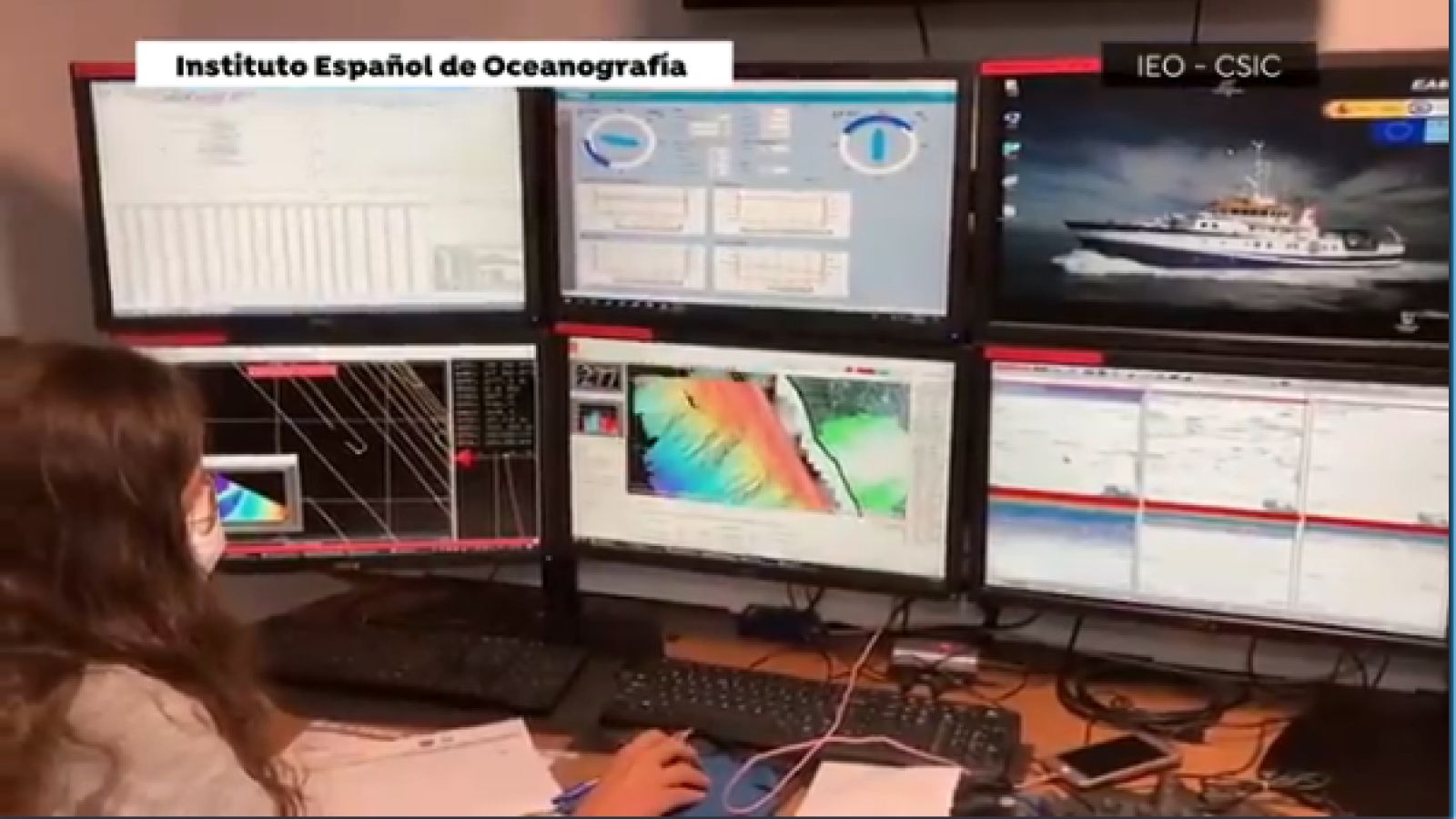 El buque oceanográfico estudia los efectos que la lava del volcán de La Palma pueden tener en la fauna y la flora