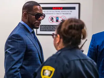 El cantante R. Kelly declarado culpable de crimen organizado y tráfico sexual El cantante R. Kelly declarado culpable de crimen organizado y tráfico sexual