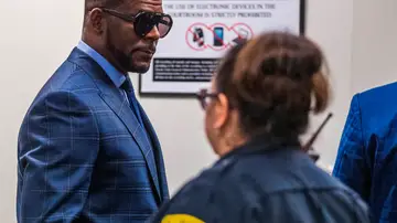 El cantante R. Kelly declarado culpable de crimen organizado y tráfico sexual El cantante R. Kelly declarado culpable de crimen organizado y tráfico sexual