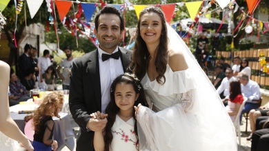 Las fotos inéditas de la boda final de 'Mi hija'