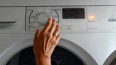 El precio de la factura de la luz marca este miércoles un nuevo récord alcanzando los 189,9 euros el MWh El precio de la factura de la luz marca este miércoles un nuevo récord alcanzando los 189,9 euros el MWh