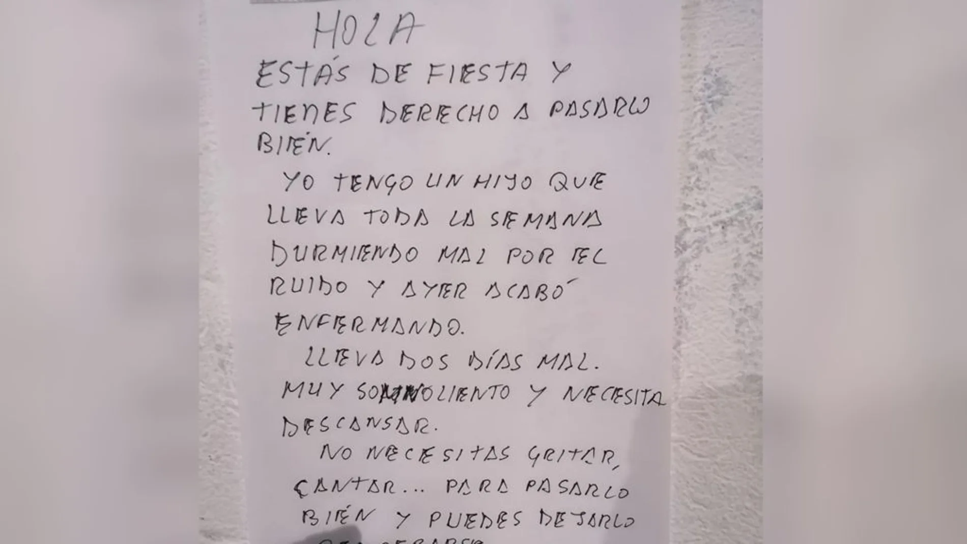 La carta viral de un vecino de Santiago de Compostela para que su hijo pueda dormir compartida por una discoteca 