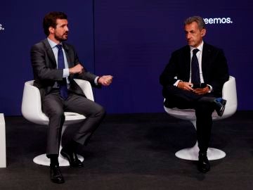 Pablo Casado y Nicolas Sarkozy
