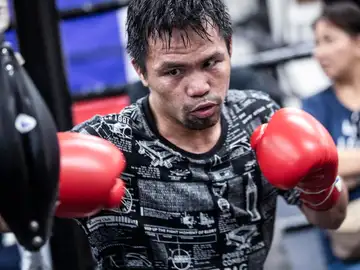 Pacquiao anuncia su retirada del boxeo tras postularse como candidato presidencial en Filipinas Pacquiao anuncia su retirada del boxeo tras postularse como candidato presidencial en Filipinas