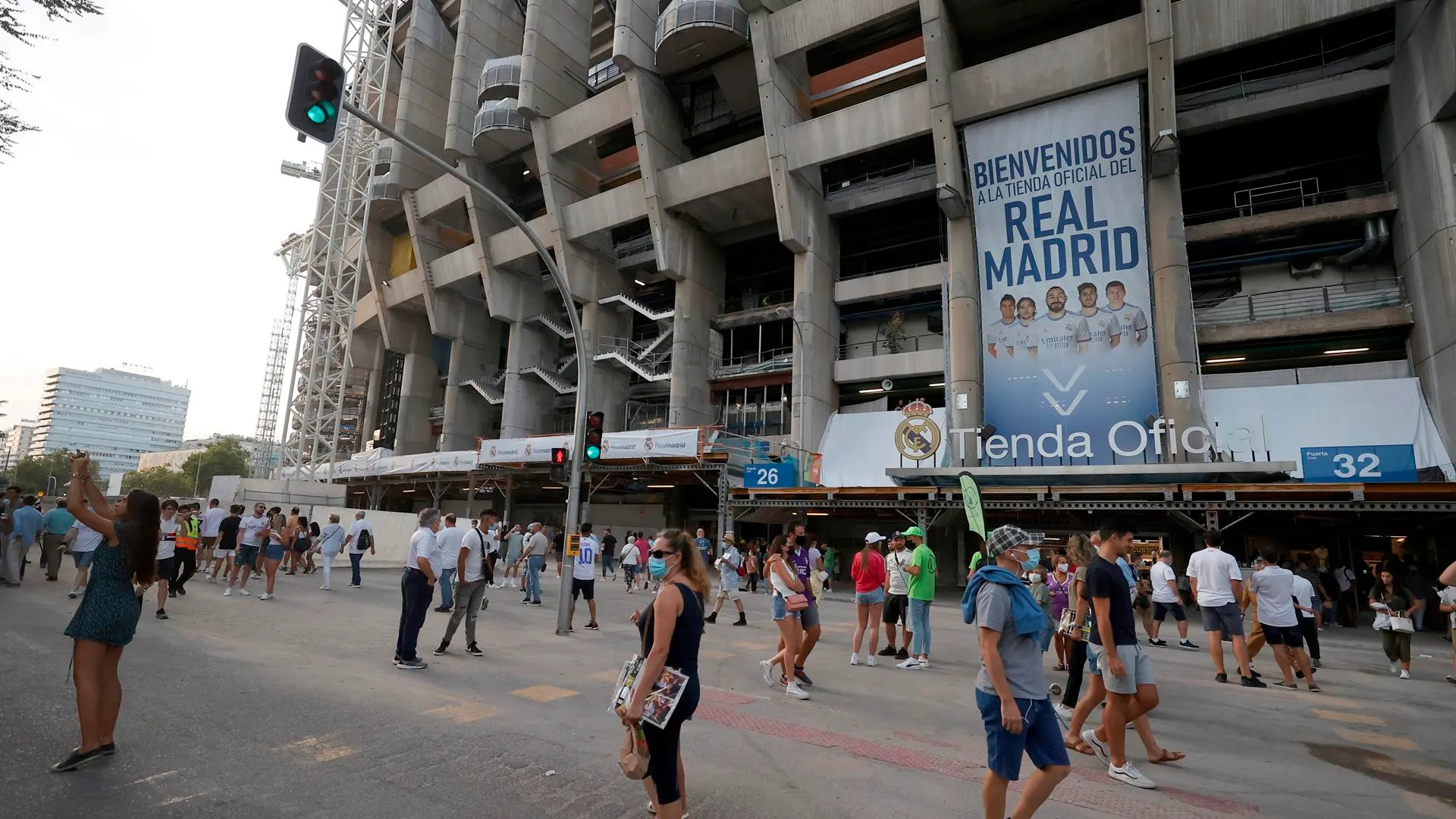 El Consejo Interterritorial de Sanidad eleva los aforos de los eventos deportivos, vuelve el 100% del público a los estadios de fútbol y el 80% al baloncesto El Consejo Interterritorial de Sanidad eleva los aforos de los eventos deportivos, vuelve el 100% del público a los estadios de fútbol y el 80% al baloncesto