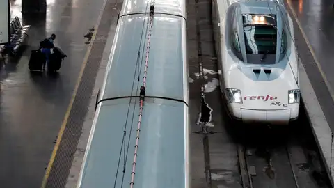 Comienza la huelga en Renfe que forzará la cancelación de cientos de trenes Comienza la huelga en Renfe que forzará la cancelación de cientos de trenes