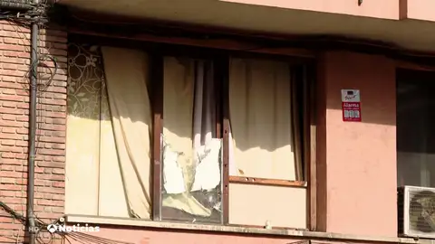 Siete detenidos por una presunta violación grupal a una mujer en una vivienda de Badalona Siete detenidos por una presunta violación grupal a una mujer en una vivienda de Badalona