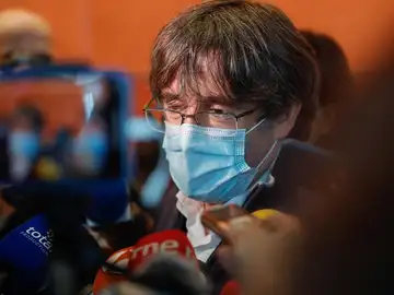 El Tribunal Supremo pide al tribunal de Cerdeña que entregue a Puigdemont a España El Tribunal Supremo pide al tribunal de Cerdeña que entregue a Puigdemont a España