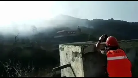 Científicos en el volcán de La Palma Científicos en el volcán de La Palma