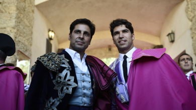 La oposición de Francisco y Cayetano Rivera a que Isabel Pantoja entierre a su madre junto a Paquirri 