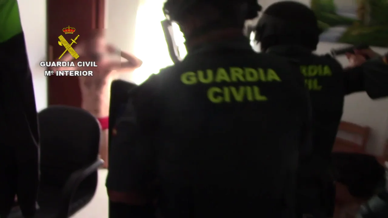 Detenido un entrenador de f&uacute;tbol en C&aacute;diz acusado de exhibicionismo y abusos sexuales a menores