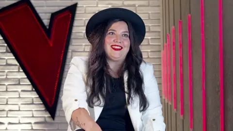 Laura Gómez: “En el momento de crisis de mi vida, aparece Vega y me abrió los ojos” Laura Gómez: “En el momento de crisis de mi vida, aparece Vega y me abrió los ojos”