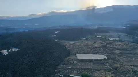 Aparece una nueva colada en el volcán de La Palma Aparece una nueva colada en el volcán de La Palma