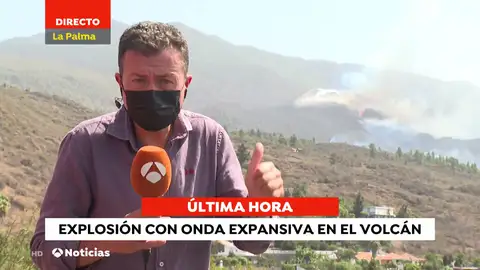El volcán de La Palma vuelve a entrar en fase explosiva y registra tres explosiones con onda expansiva El volcán de La Palma vuelve a entrar en fase explosiva y registra tres explosiones con onda expansiva