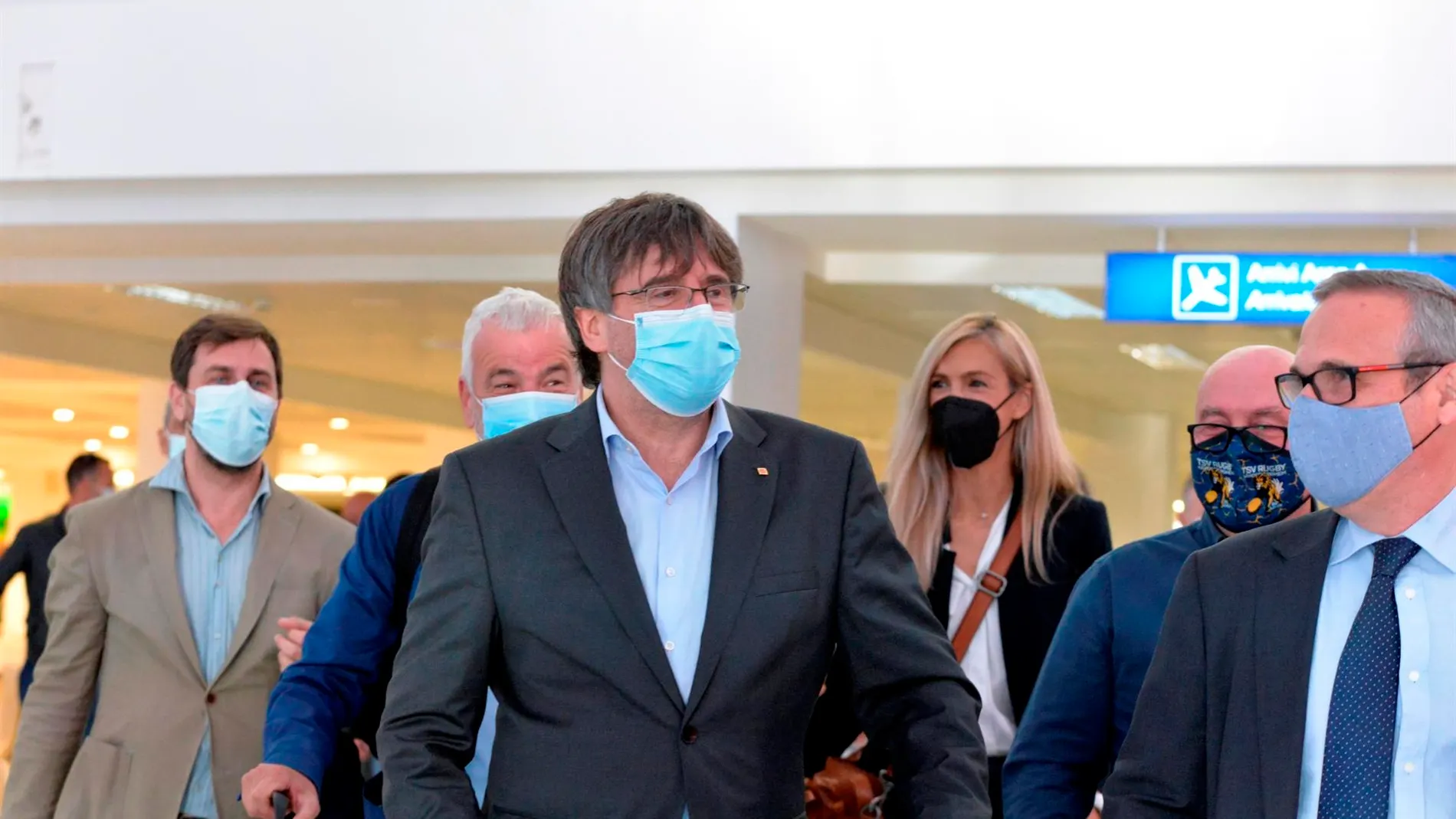 Carles Puigdemont viaja a Cerdeña para afrontar la vista en la que se decidirá sobre su extradición a España