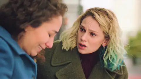 Esra se rompe al confesar a Inci su secreto mejor guardado: “Cinco años llevo así” Mejores momentos | Capítulo 23