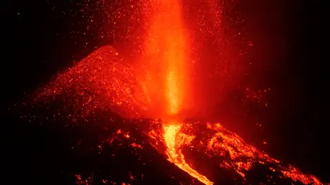 Así es el gigantesco delta formado tras la caída del cono del volcán de La Palma Así es el gigantesco delta formado tras la caída del cono del volcán de La Palma