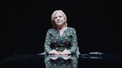 Dolores sale en defensa de Paco: 