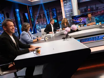 La caída de WhatsApp provoca un debate en 'El Hormiguero 3.0': "La gente piensa que es el fin del mundo" La caída de WhatsApp provoca un debate en 'El Hormiguero 3.0': "La gente piensa que es el fin del mundo"