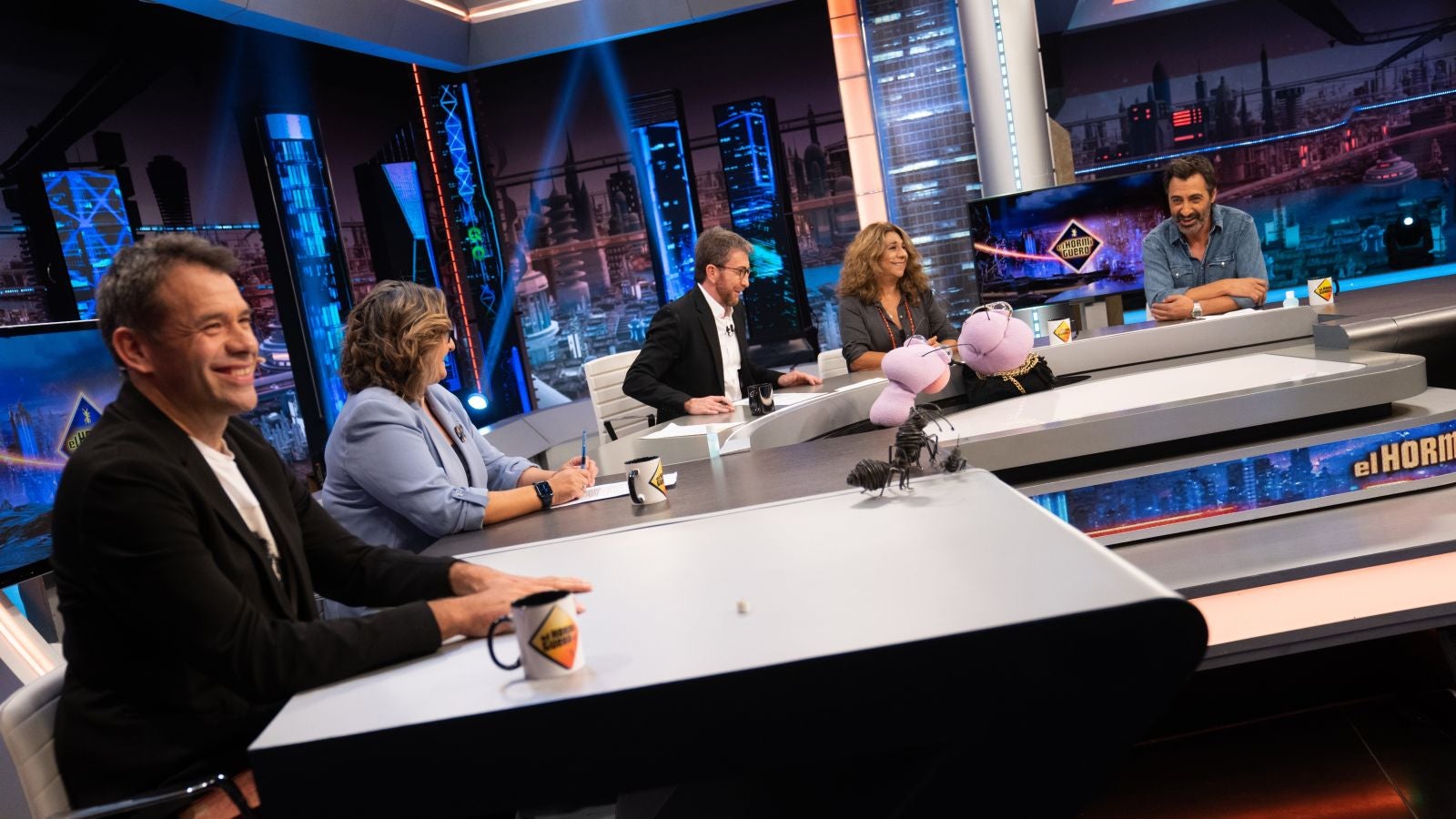 La caída de WhatsApp, Instagram y Facebook provoca un debate en 'El Hormiguero 3.0': 