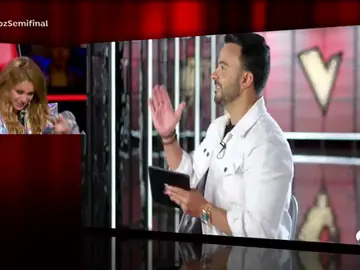 El 'mosqueo' de Luis Fonsi con los coaches de 'La Voz' al no reconocer 'Calypso' El 'mosqueo' de Luis Fonsi con los coaches de 'La Voz' al no reconocer 'Calypso'