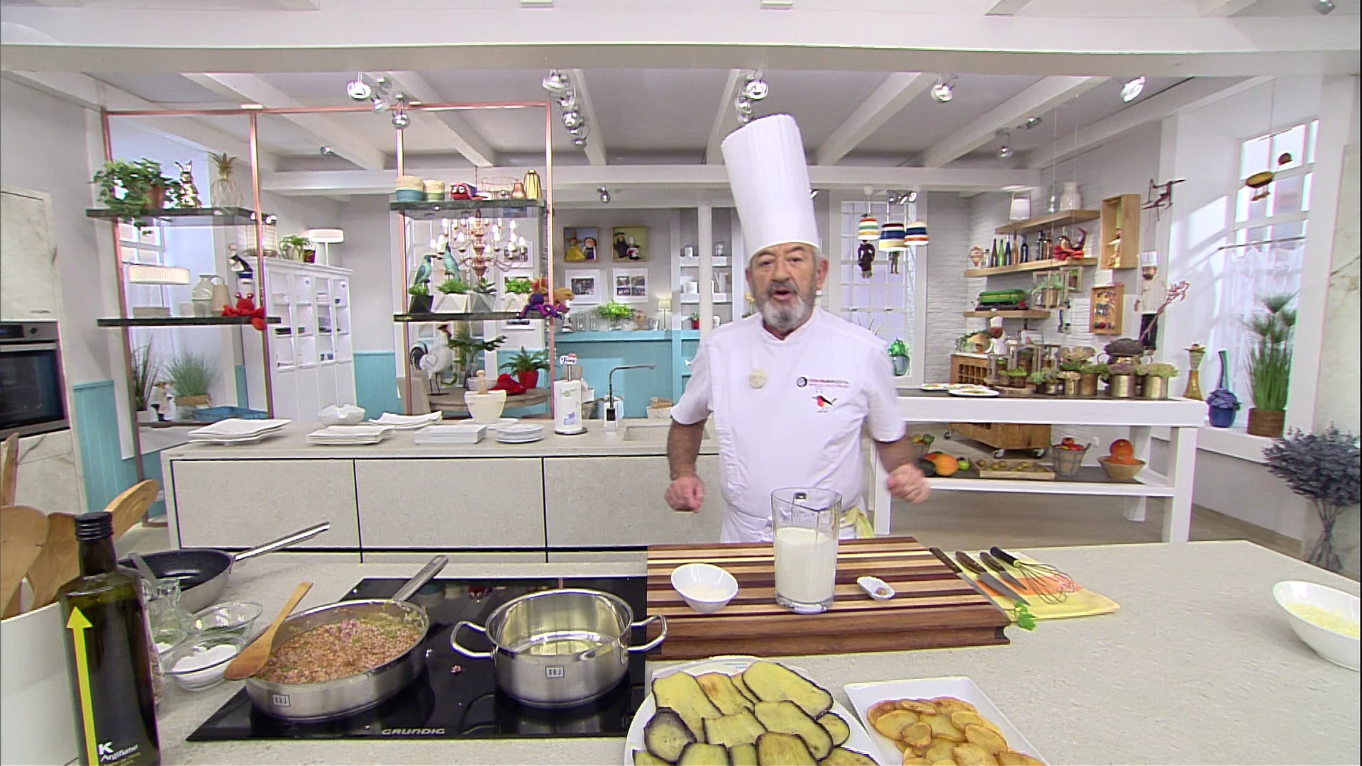 Bechamel en 3 sencillos pasos: la receta de Karlos Arguiñano