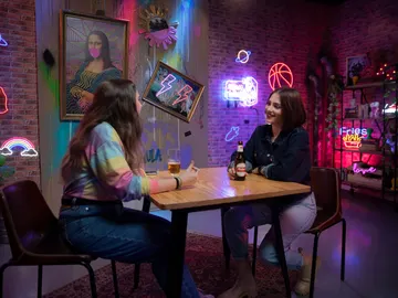 Andrea Duro revela sus grandes parecidos con La Yoli en 'Una caña con…' Andrea Duro revela sus grandes parecidos con La Yoli en 'Una caña con…'