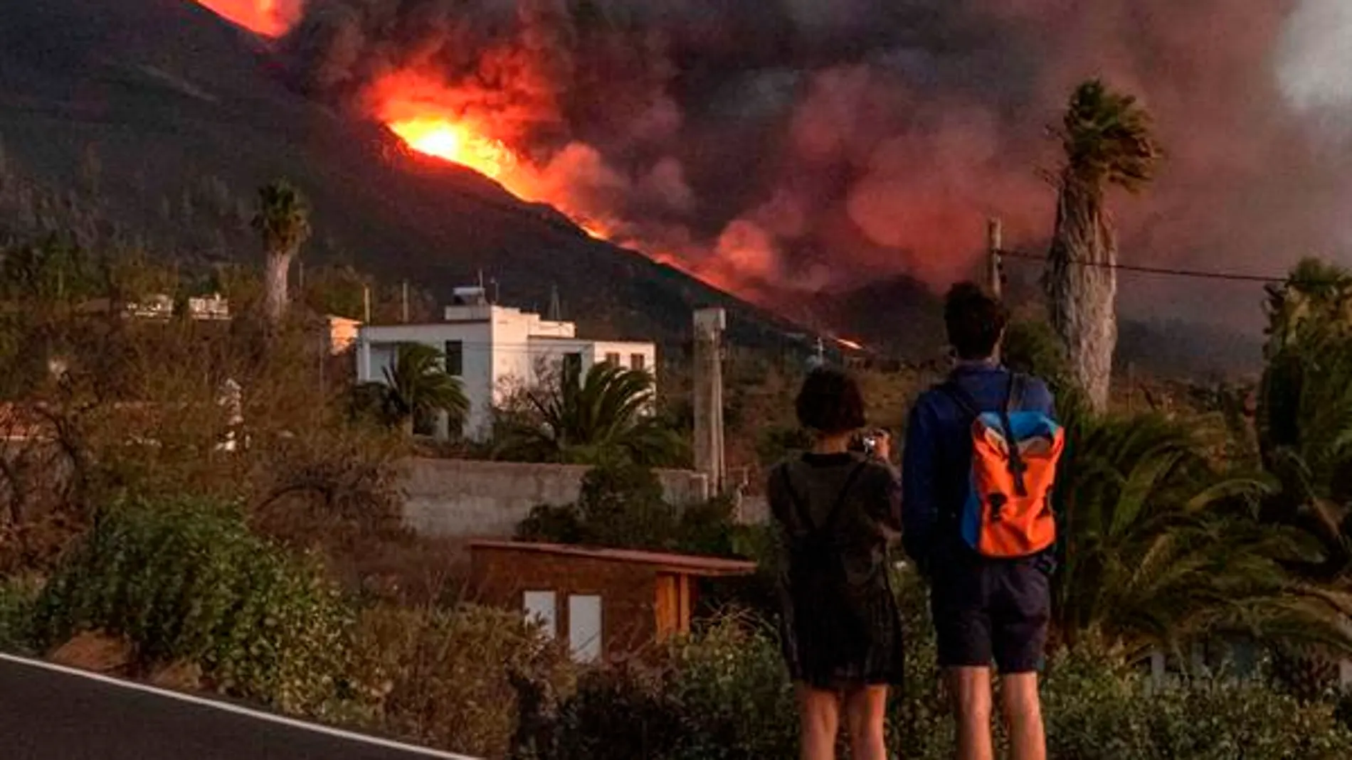 Educación prevé reiniciar las clases para los más de 4.000 alumnos afectados por la erupción del volcán de La Palma la próxima semana