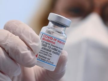 Suecia y Dinamarca retiran la vacuna contra el Covid-19 de Moderna entre menores de 30 años