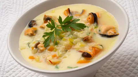 Sopa "de lujo" de Karlos Arguiñano: con verduras y mejillones Sopa "de lujo" de Karlos Arguiñano: con verduras y mejillones