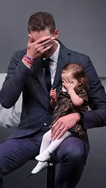 Pau Gasol junto a su hija Pau Gasol junto a su hija