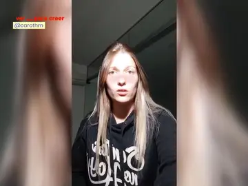 Se hace viral el vídeo de una joven que reniega de ser guapa. Se hace viral el vídeo de una joven que reniega de ser guapa.