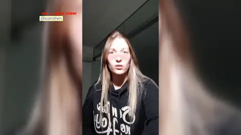 Se hace viral el vídeo de una joven que reniega de ser guapa. Se hace viral el vídeo de una joven que reniega de ser guapa.