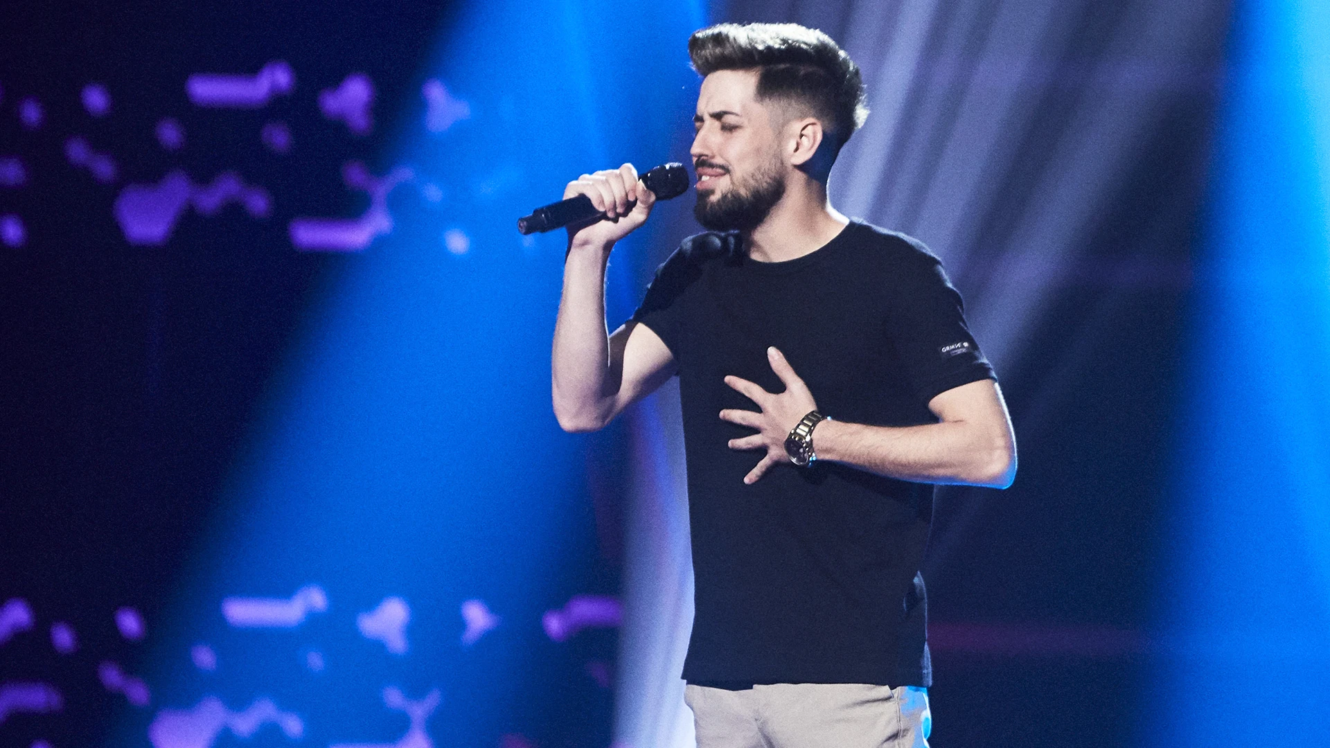 Jesús Peguero canta ‘Si a veces hablo de ti’ en las Audiciones a ciegas de ‘La Voz’ Jesús Peguero canta ‘Si a veces hablo de ti’ en las Audiciones a ciegas de ‘La Voz’