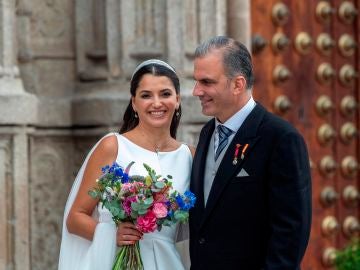 Javier Ortega Smith se casa con la mexicana Paulina Sánchez del Río en Toledo