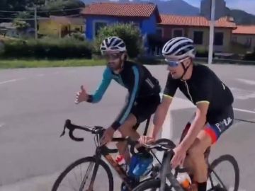 Alejandro Paleo llega a Dinamarca tras recorrer más de 2.800 km en bici en 13 días para evitar el cierre de su empresa