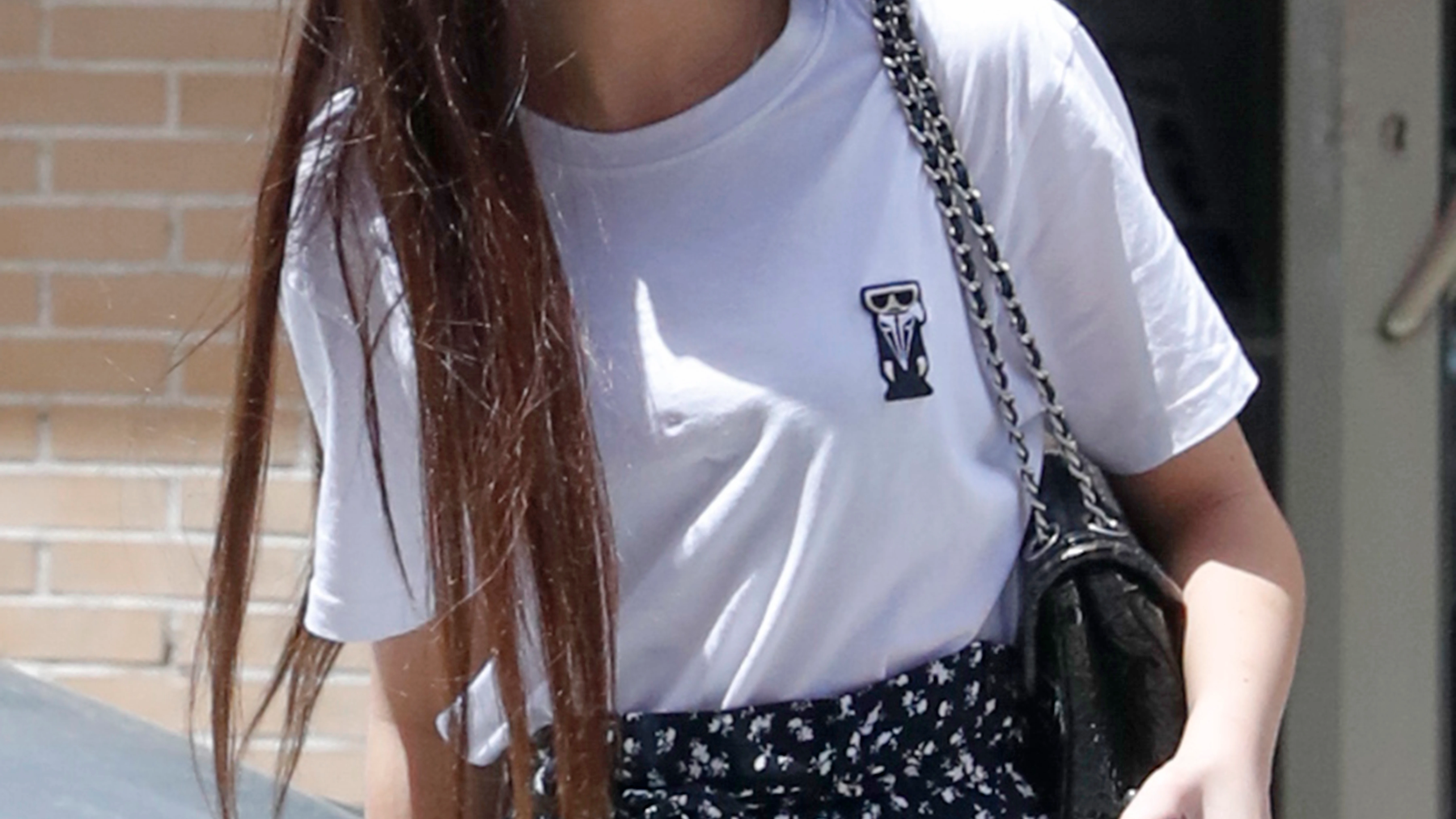 Julia Janeiro Julia Janeiro