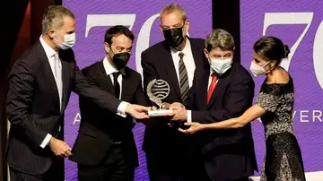 Jorge Díaz, Agustín Martínez y Antonio Mercero reciben el Premio Planeta 2021 Jorge Díaz, Agustín Martínez y Antonio Mercero reciben el Premio Planeta 2021