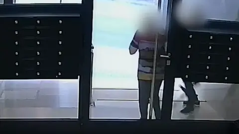 Las personas mayores, el objetivo de muchos ladrones cada vez más violentos Las personas mayores, el objetivo de muchos ladrones cada vez más violentos