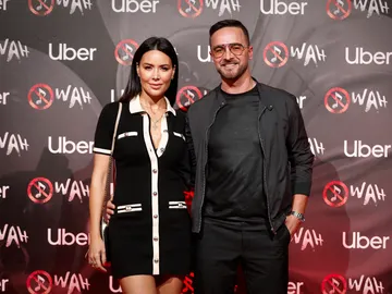 Vania Millán y su pareja Vania Millán y su pareja