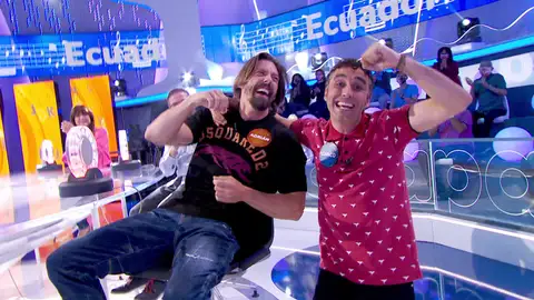 Canco Rodríguez se burla de Adrián Lastra y monta la fiesta en ‘Pasapalabra’ Canco Rodríguez se burla de Adrián Lastra y monta la fiesta en ‘Pasapalabra’
