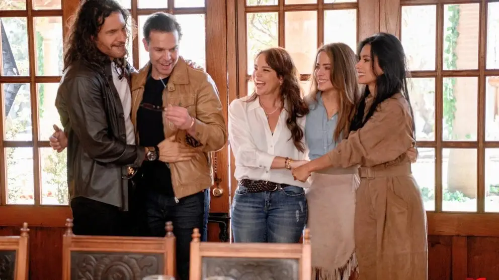 Vuelve Pasión de Gavilanes casi 2 décadas después con una sorpresa en su elenco Vuelve Pasión de Gavilanes casi 2 décadas después con una sorpresa en su elenco