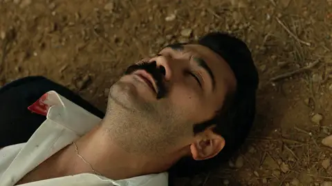 Yilmaz, entre la vida y la muerte, tras recibir un disparo de Ecrüment Yilmaz, entre la vida y la muerte, tras recibir un disparo de Ecrüment