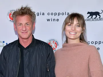 Sean Penn y su mujer Leila George Sean Penn y su mujer Leila George