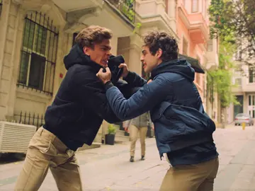 La brutal pelea entre Ege y Gamsé ante los ojos de Neriman: “Te voy a matar” La brutal pelea entre Ege y Gamsé ante los ojos de Neriman: “Te voy a matar”