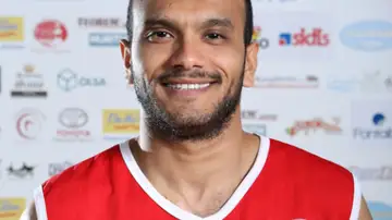 Muere un jugador de baloncesto a los 32 años tras sufrir un paro cardíaco en un partido Muere un jugador de baloncesto a los 32 años tras sufrir un paro cardíaco en un partido