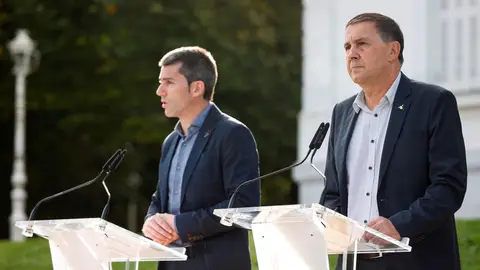 El coordinador general de EH Bildu, Arnaldo Otegi, y el secretario general de Sortu, Arkaitz Rodríguez El coordinador general de EH Bildu, Arnaldo Otegi, y el secretario general de Sortu, Arkaitz Rodríguez