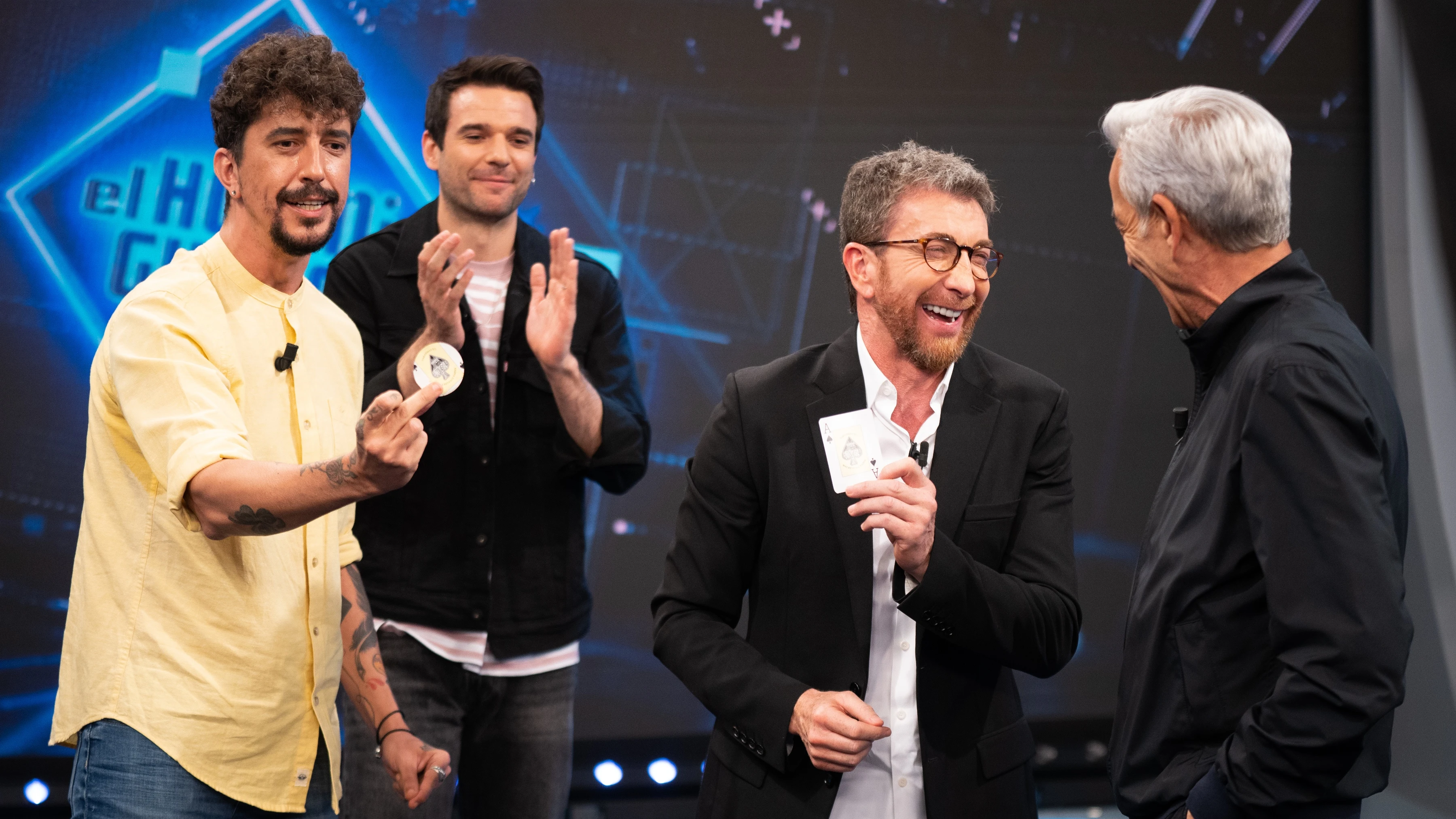 Marron demuestra en 'El Hormiguero 3.0' la fuerza que puede llegar a tener una prensa hidráulica Marron demuestra en 'El Hormiguero 3.0' la fuerza que puede llegar a tener una prensa hidráulica