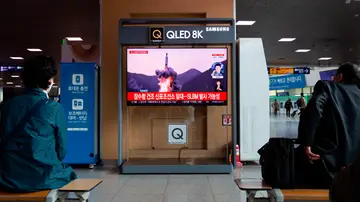 Corea del Norte lanza dos nuevos proyectiles al mar de Japón, el quinto ensayo de armas en 2 meses Corea del Norte lanza dos nuevos proyectiles al mar de Japón, el quinto ensayo de armas en 2 meses