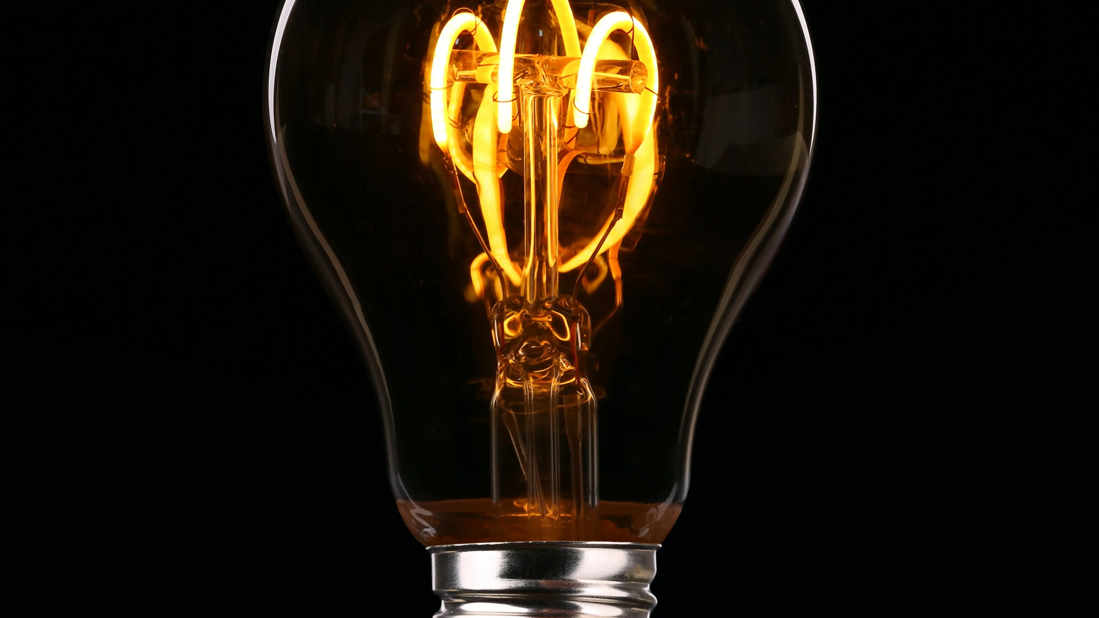 Octubre ya no tiene remedio y se convertirá en el mes con el precio de la luz más caro de la historia Octubre ya no tiene remedio y se convertirá en el mes con el precio de la luz más caro de la historia